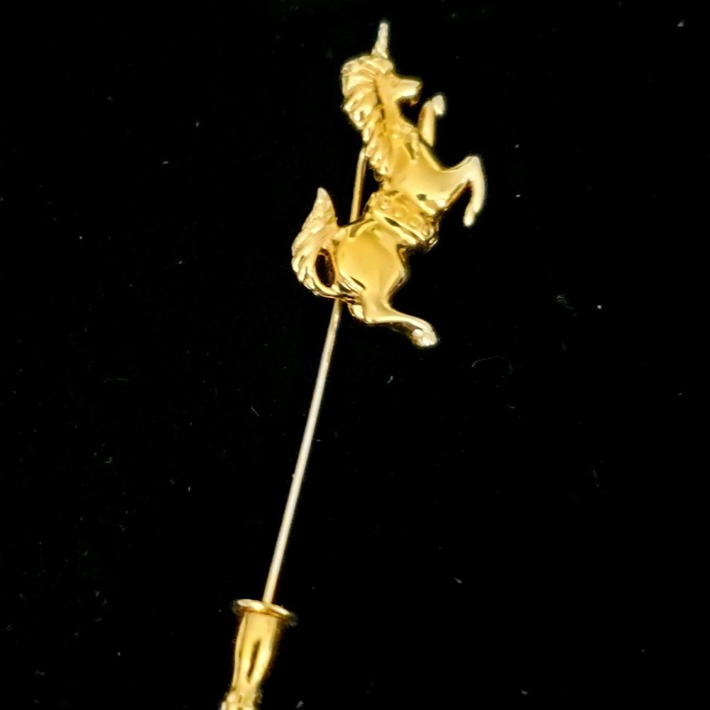 Monet Gold Tone Flying Unicorn Stick Hat Pin